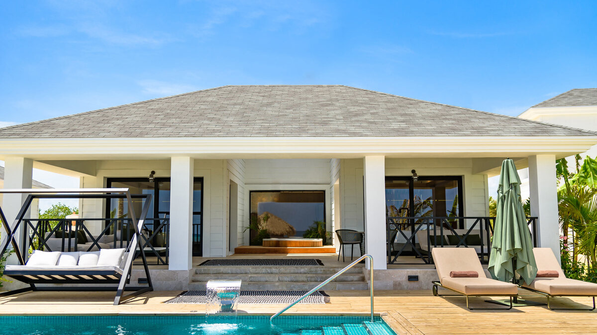A closer look at Penthouse For Rent Off Grid With Private Bioluminescent Pool