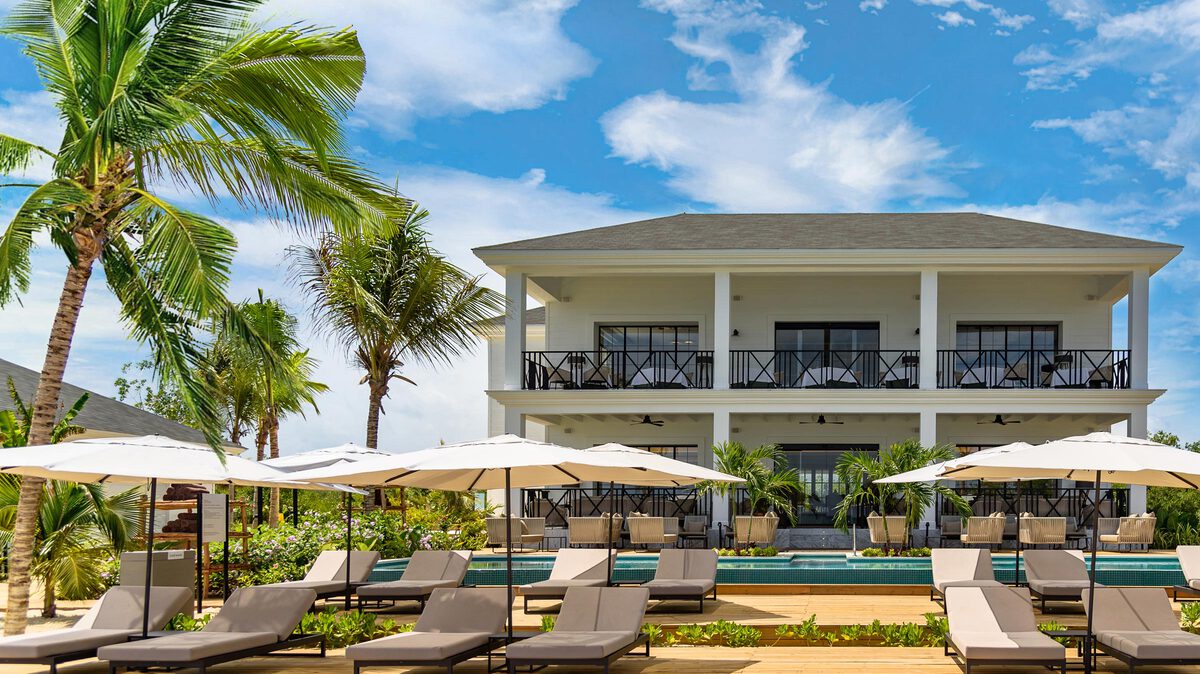 Beach House Suite with Plunge Pool Ocean Front | Excellence Club