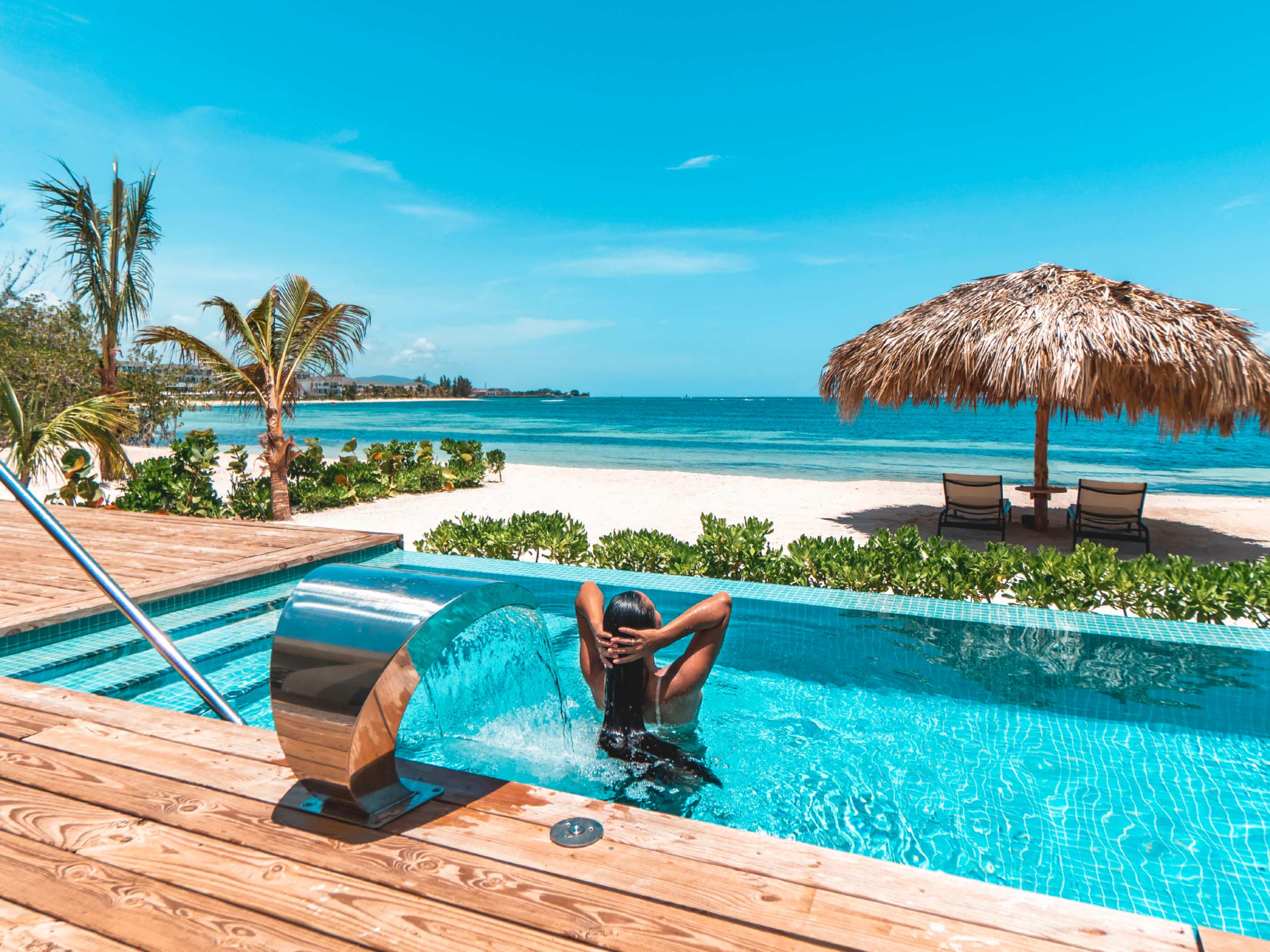 Deals on Private Beach Villas in Jamaica